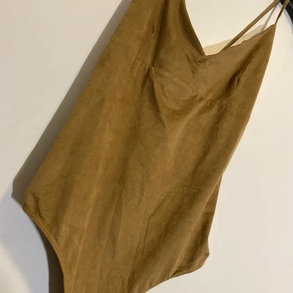 Tan suede bodysuit - Picture 3 of 4